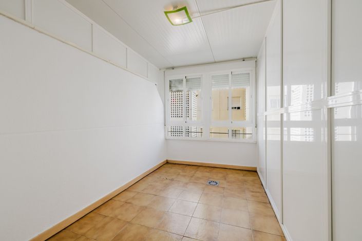 Image No.9-3 Bed Apartment for sale