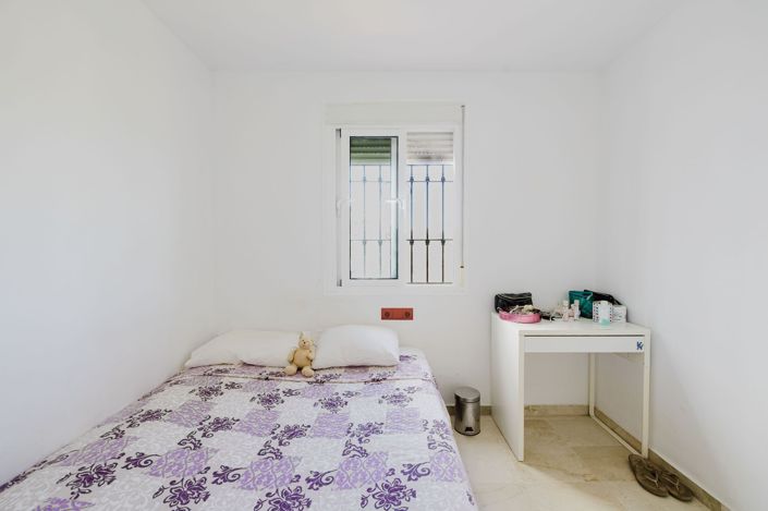 Image No.19-2 Bed Townhouse for sale