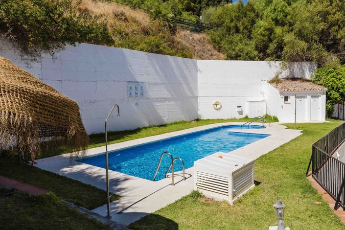 Image No.31-2 Bed Townhouse for sale
