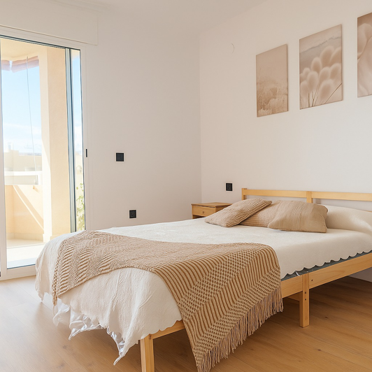Image No.5-3 Bed Flat for sale