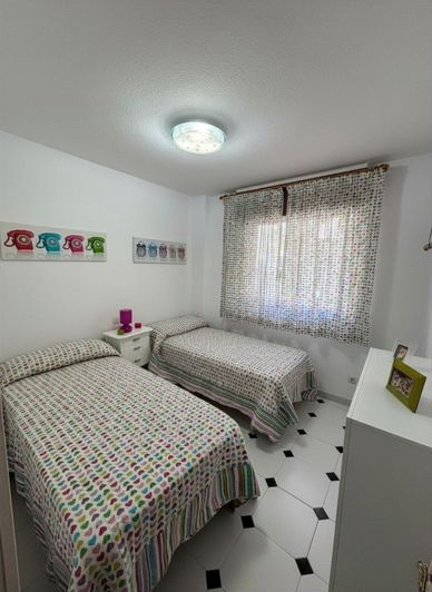 Image No.9-4 Bed Flat for sale