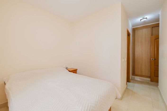 Image No.16-1 Bed Flat for sale