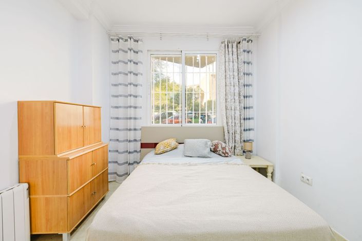 Image No.19-2 Bed Flat for sale