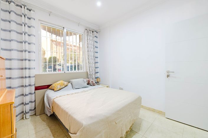 Image No.20-2 Bed Flat for sale