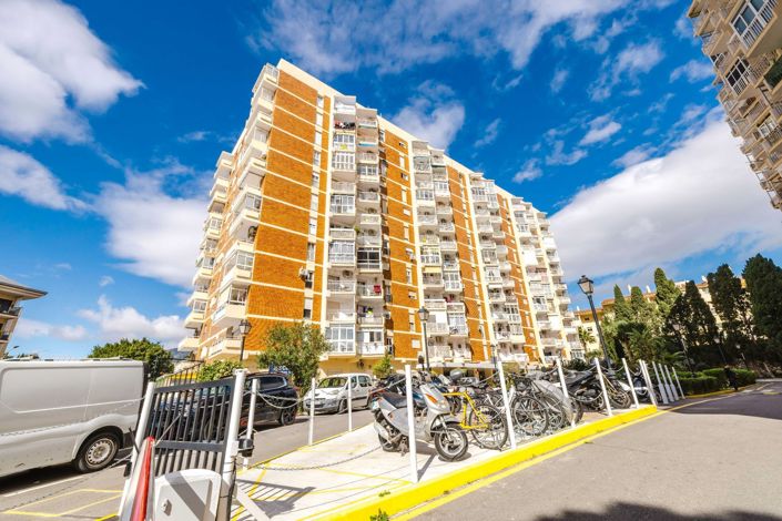 Image No.23-2 Bed Flat for sale