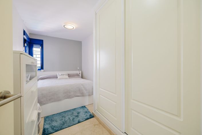 Image No.8-1 Bed Flat for sale