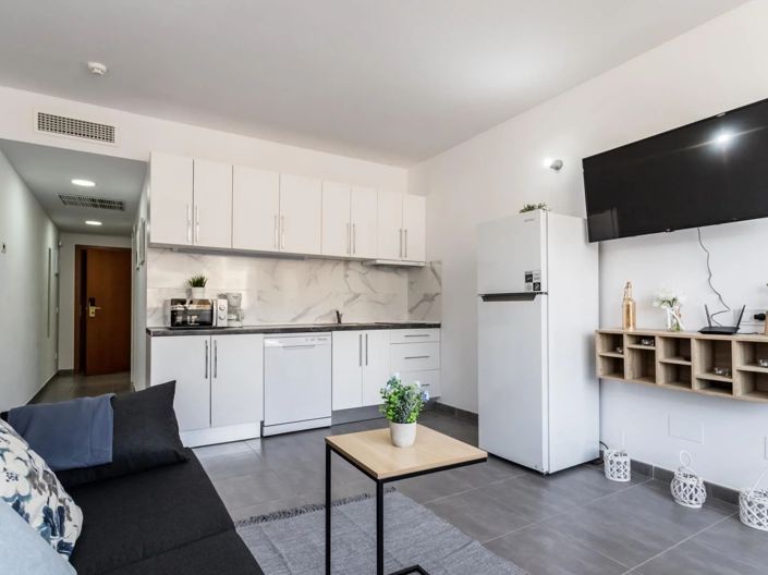 Image No.13-1 Bed Flat for sale