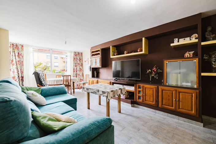 Image No.10-3 Bed Apartment for sale