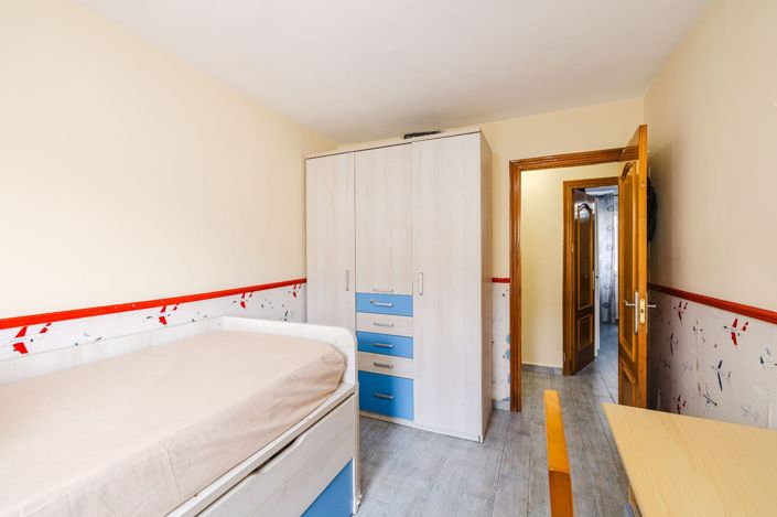 Image No.15-3 Bed Apartment for sale
