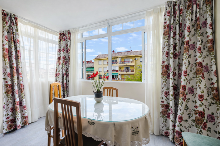 Image No.17-3 Bed Apartment for sale