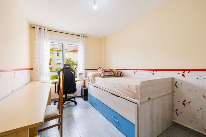Image No.27-3 Bed Apartment for sale