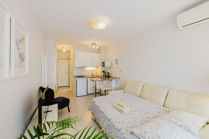 Image No.8-1 Bed Flat for sale