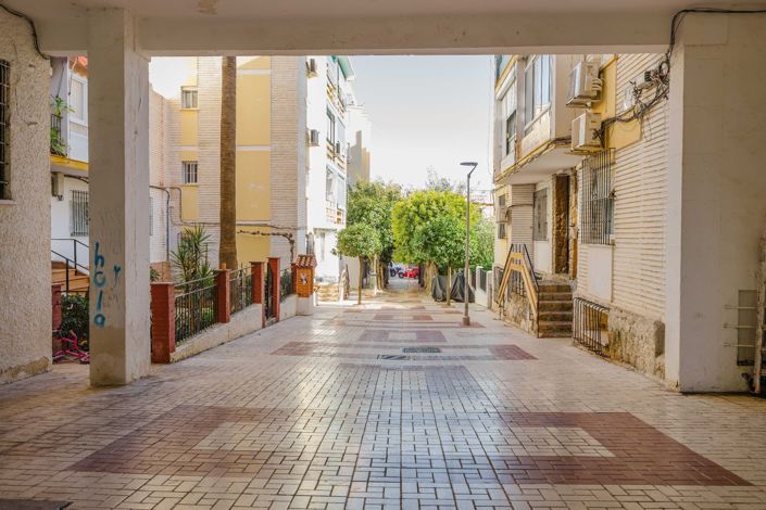 Image No.18-3 Bed Apartment for sale