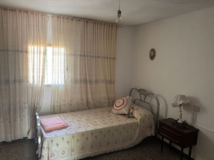 Image No.14-4 Bed Country House for sale