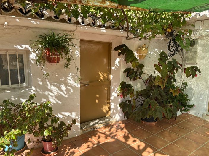 Image No.7-4 Bed Country House for sale