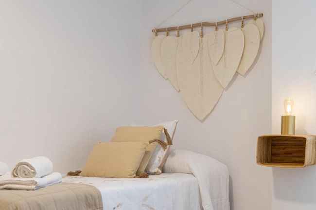 Image No.31-4 Bed Flat for sale