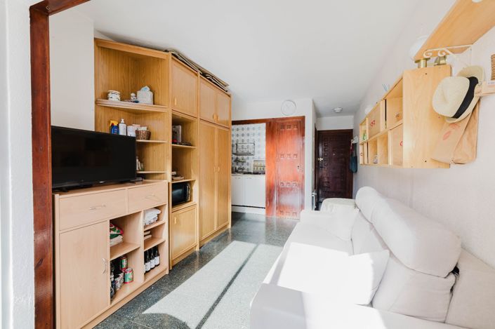 Image No.4-1 Bed Studio for sale