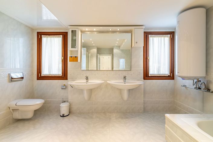 Image No.28-Propriété de 5 chambres à vendre à Estepona