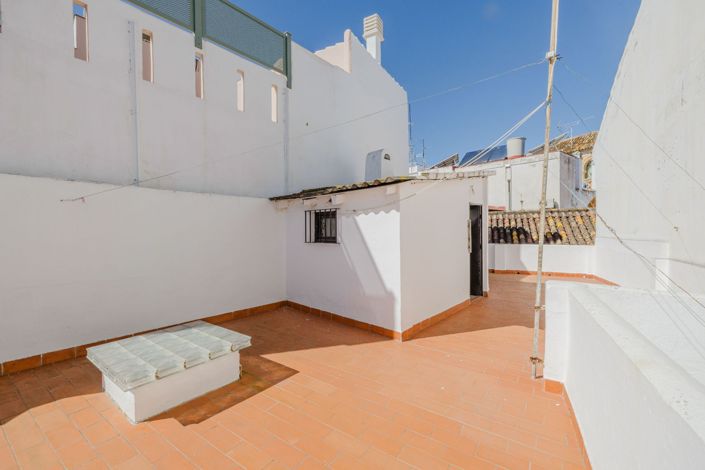Image No.3-Villa de 4 chambres à vendre à Marbella