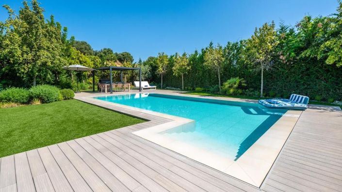 Image No.3-5 Bed Property for sale