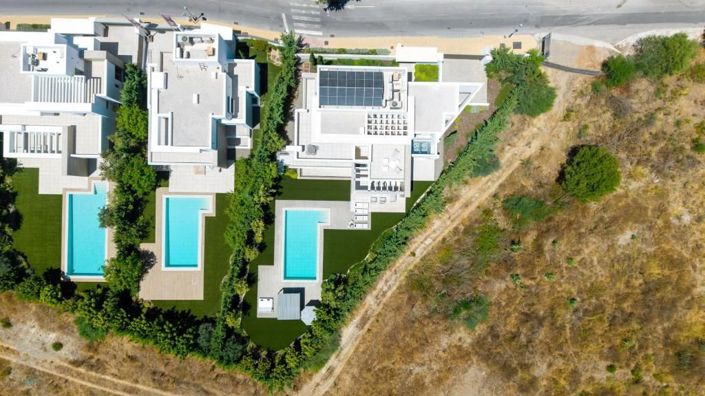Image No.46-5 Bed Property for sale