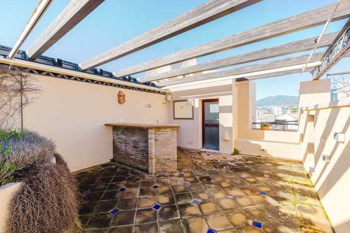 Image No.39-3 Bed Duplex for sale
