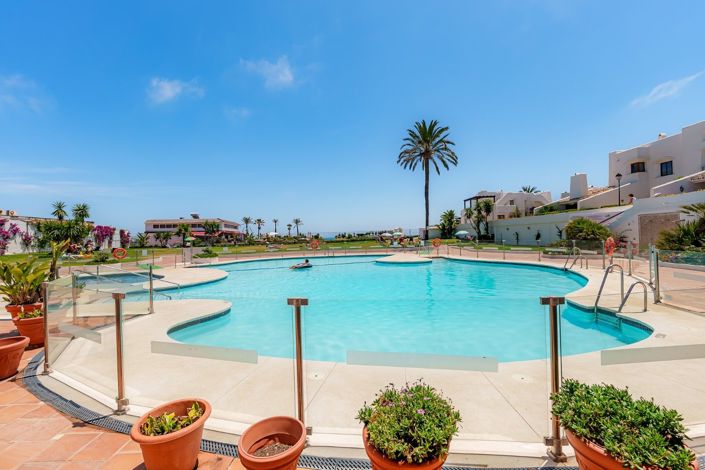 Image No.5-Appartement de 2 chambres à vendre à Estepona