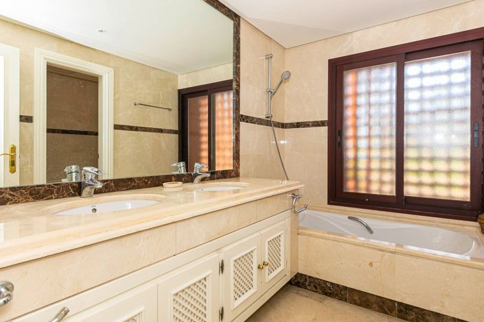 Image No.9-Appartement de 3 chambres à vendre à Marbella