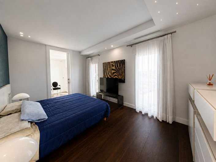 Image No.14-4 Bed Property for sale