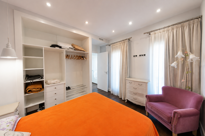 Image No.18-4 Bed Property for sale