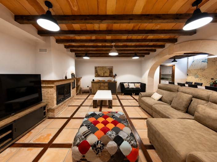 Image No.33-4 Bed Property for sale