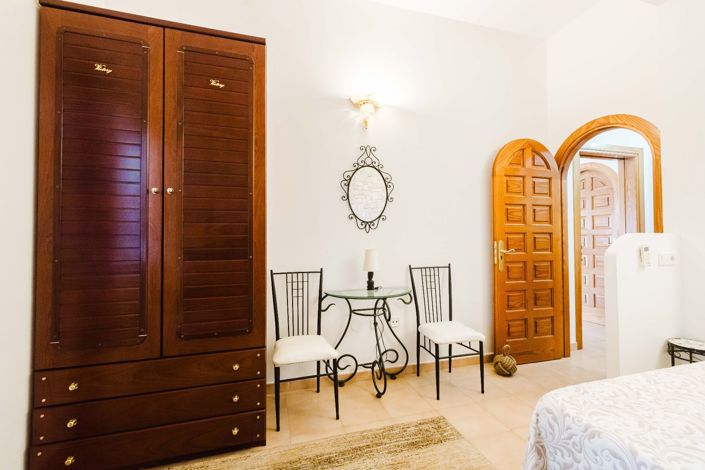Image No.29-4 Bed Property for sale