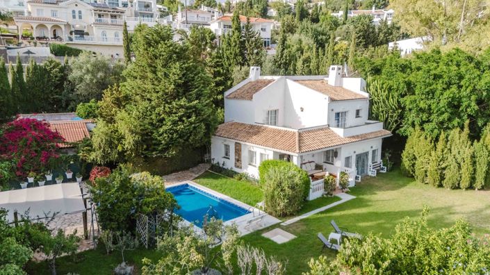 Image No.50-4 Bed Property for sale