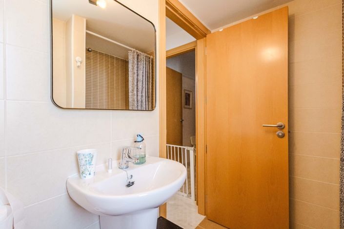 Image No.22-3 Bed Townhouse for sale