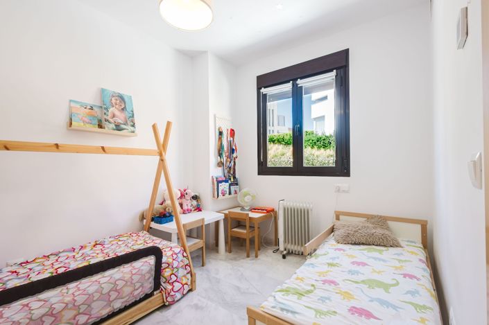 Image No.24-3 Bed Townhouse for sale
