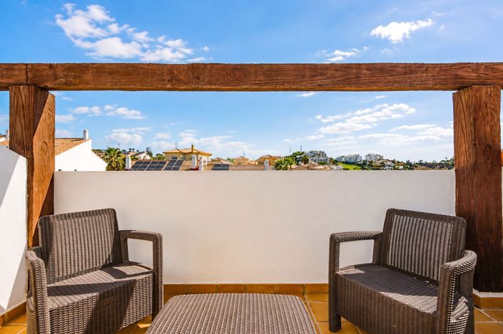 Image No.28-3 Bed Townhouse for sale