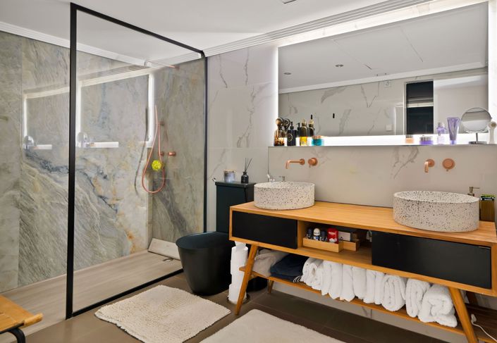 Image No.23-3 Bed Flat for sale