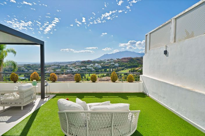 Image No.9-3 Bed Flat for sale