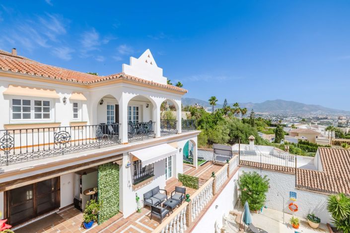 Image No.40-5 Bed Villa for sale