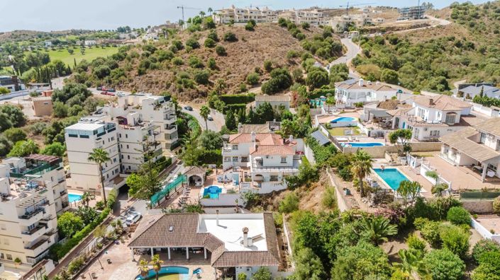 Image No.48-5 Bed Villa for sale