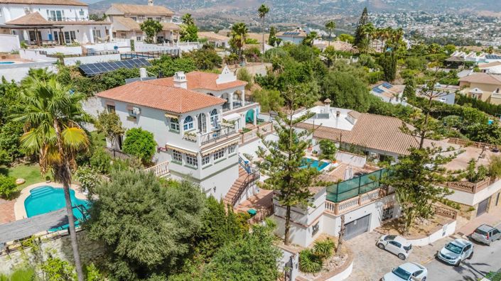 Image No.53-5 Bed Villa for sale