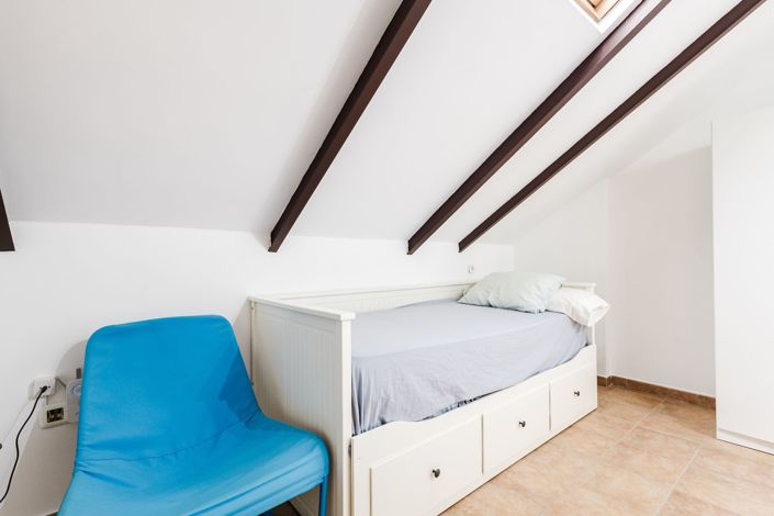 Image No.30-4 Bed Townhouse for sale
