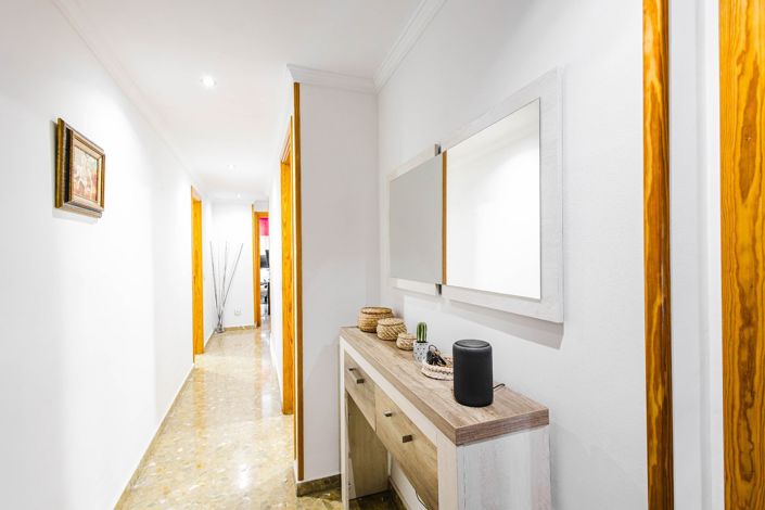 Image No.6-4 Bed Townhouse for sale