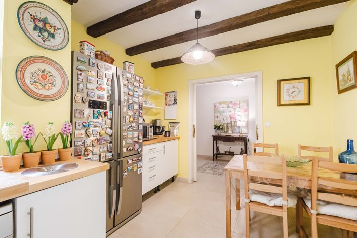 Image No.14-4 Bed Flat for sale
