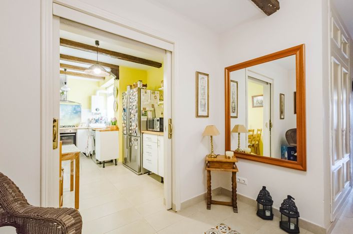 Image No.16-4 Bed Flat for sale