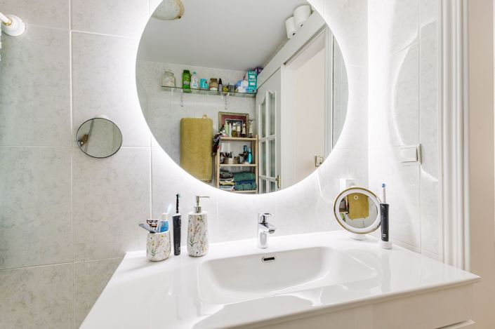 Image No.29-4 Bed Flat for sale