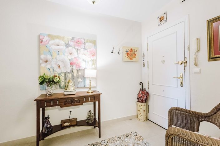 Image No.41-4 Bed Flat for sale