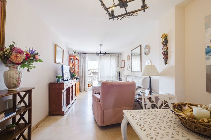 Image No.6-4 Bed Flat for sale