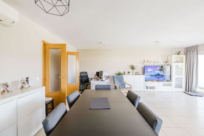 Image No.6-4 Bed Penthouse for sale