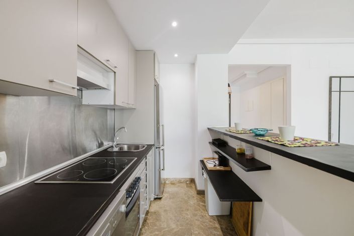 Image No.16-3 Bed Flat for sale